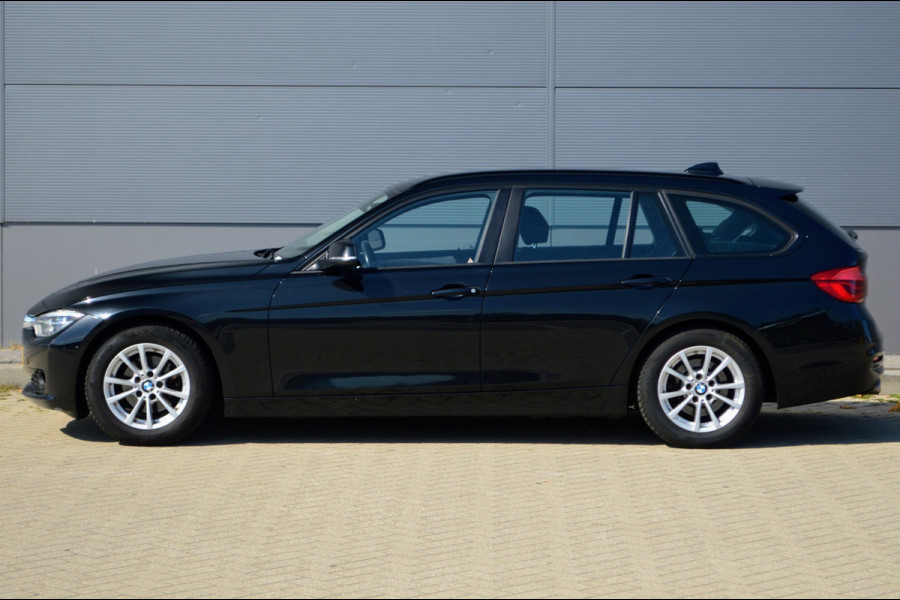 BMW 3 Serie Touring 320d EDE Corporate Lease