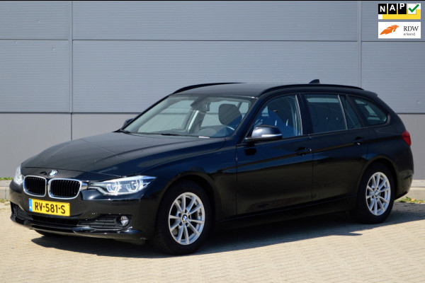 BMW 3 Serie Touring 320d EDE Corporate Lease