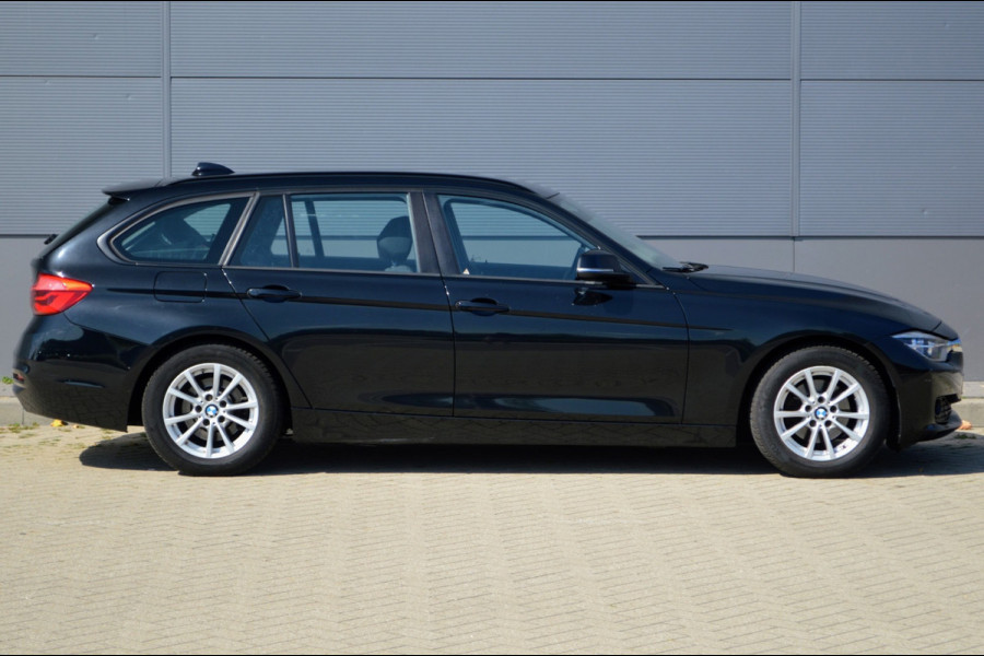 BMW 3 Serie Touring 320d EDE Corporate Lease