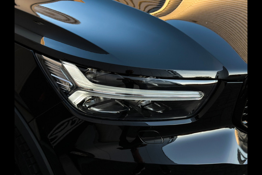 Volvo XC40 2.0 T4 R-Design 191PK | LED | Keyless | Leder | Camera | Cruise