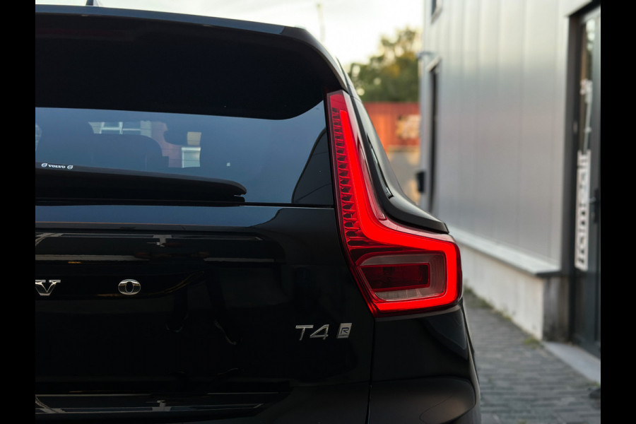 Volvo XC40 2.0 T4 R-Design 191PK | LED | Keyless | Leder | Camera | Cruise