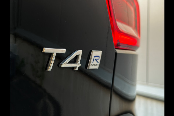 Volvo XC40 2.0 T4 R-Design 191PK | LED | Keyless | Leder | Camera | Cruise