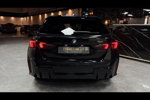 BMW 1-serie 120 M Sportdesign|Aut|Schaalstoelen|360