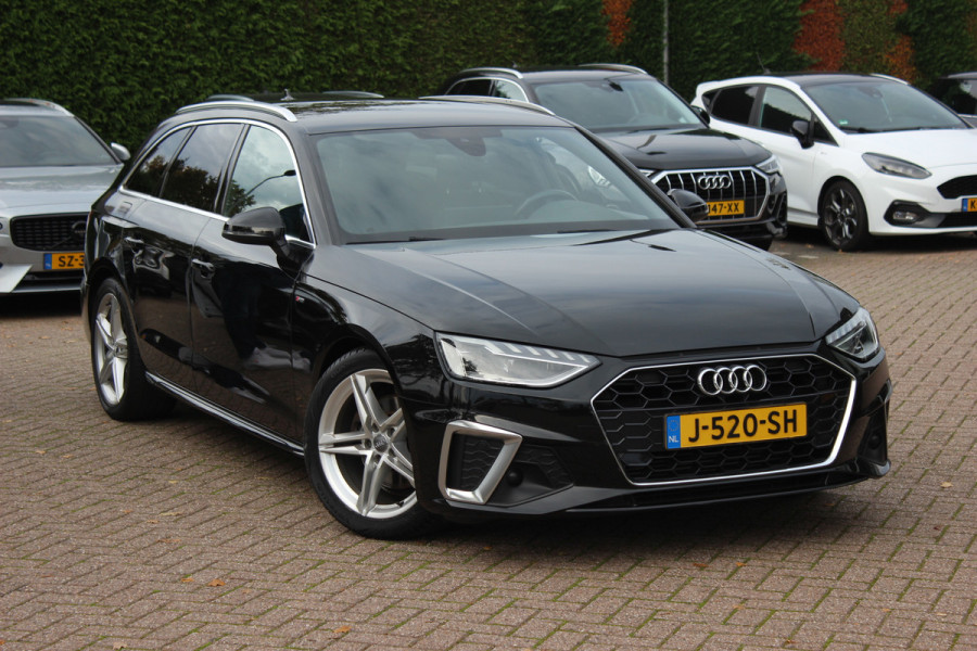Audi A4 Avant 35 TFSI Launch edition Sport / Leder / Virtual Cockpit / Navigatie / Parkeerhulp V+A / 18'' / Stoelverwarming / Cruise Control