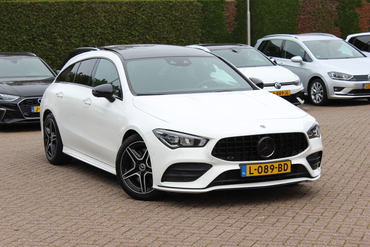 Mercedes-Benz CLA-Klasse Shooting Brake 250 4MATIC Premium / AMG Diffuser / Panoramadak / 360Camera / Burmester / 19'' / Sfeerverlichting / CarPlay / Stoelverwarming / Cruise Control