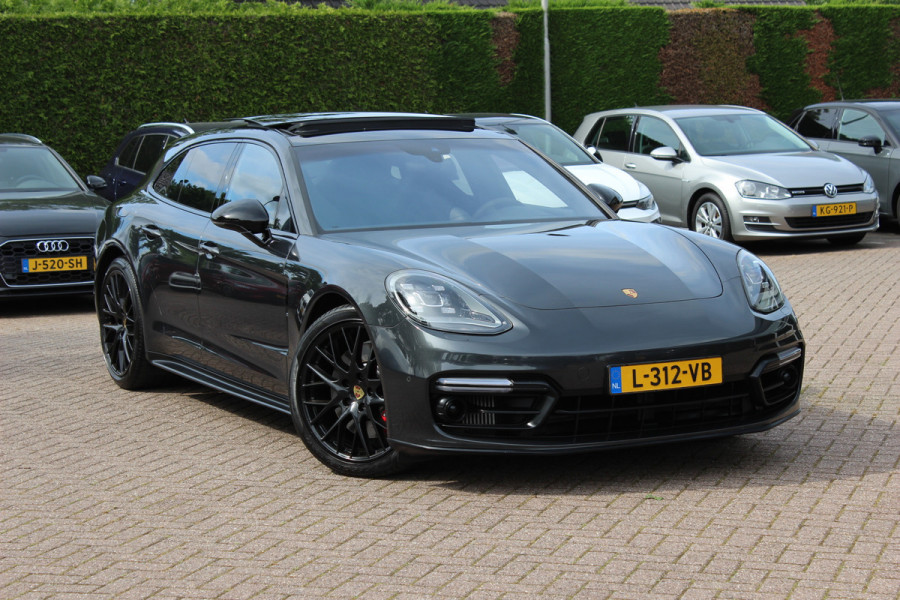 Porsche Panamera Sport Turismo 4.0 GTS / Panoramadak / Camera / Luchtvering / Softclose / Bose / Keyless / 21'' / Sportchrono+Design / Stoel+Stuurverwamring / Dodehoek / DAB / ACC