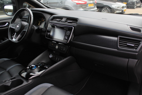 Nissan Leaf e+ Tekna 62 kWh / Trekhaak / 360Camera / Leder / Keyless / 17'' / CarPlay / Dodehoek / DAB / ACC / Stoelverwarming 4x / Warmtepomp