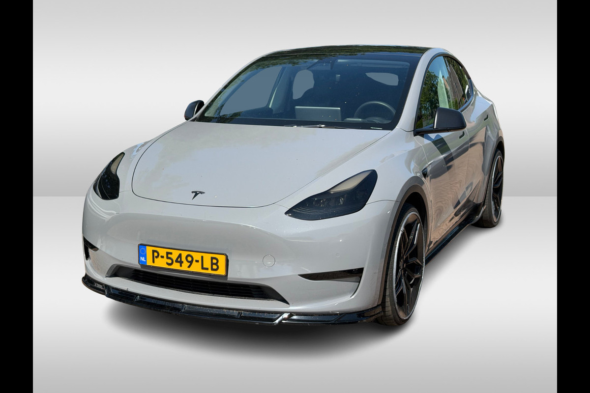 Tesla Model Y Long Range AWD 75 kWh / Autopilot / Panoramadak / Camera / 20'' / Keyless / Leder / Dodehoek / Navigatie / Stoelverwarming
