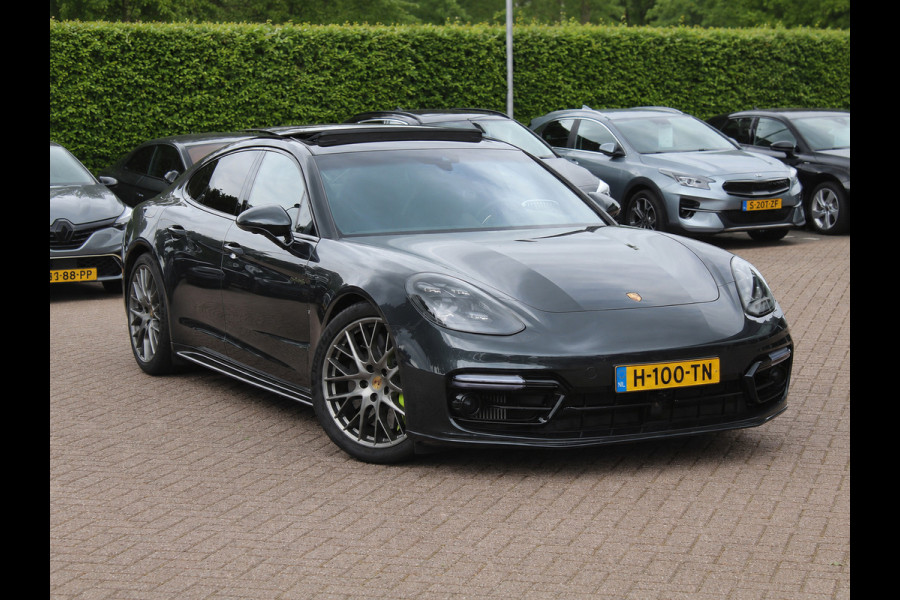 Porsche Panamera 4.0 Turbo S E-Hybrid / Panoramadak / 360Camera / Achterasbesturing / Nachtzicht / Softclose / 21'' / Sportuitlaat / Matrix LED / Carbon intr. / Bose / Sportdesign / Volleder / Dodehoek / DAB / ACC