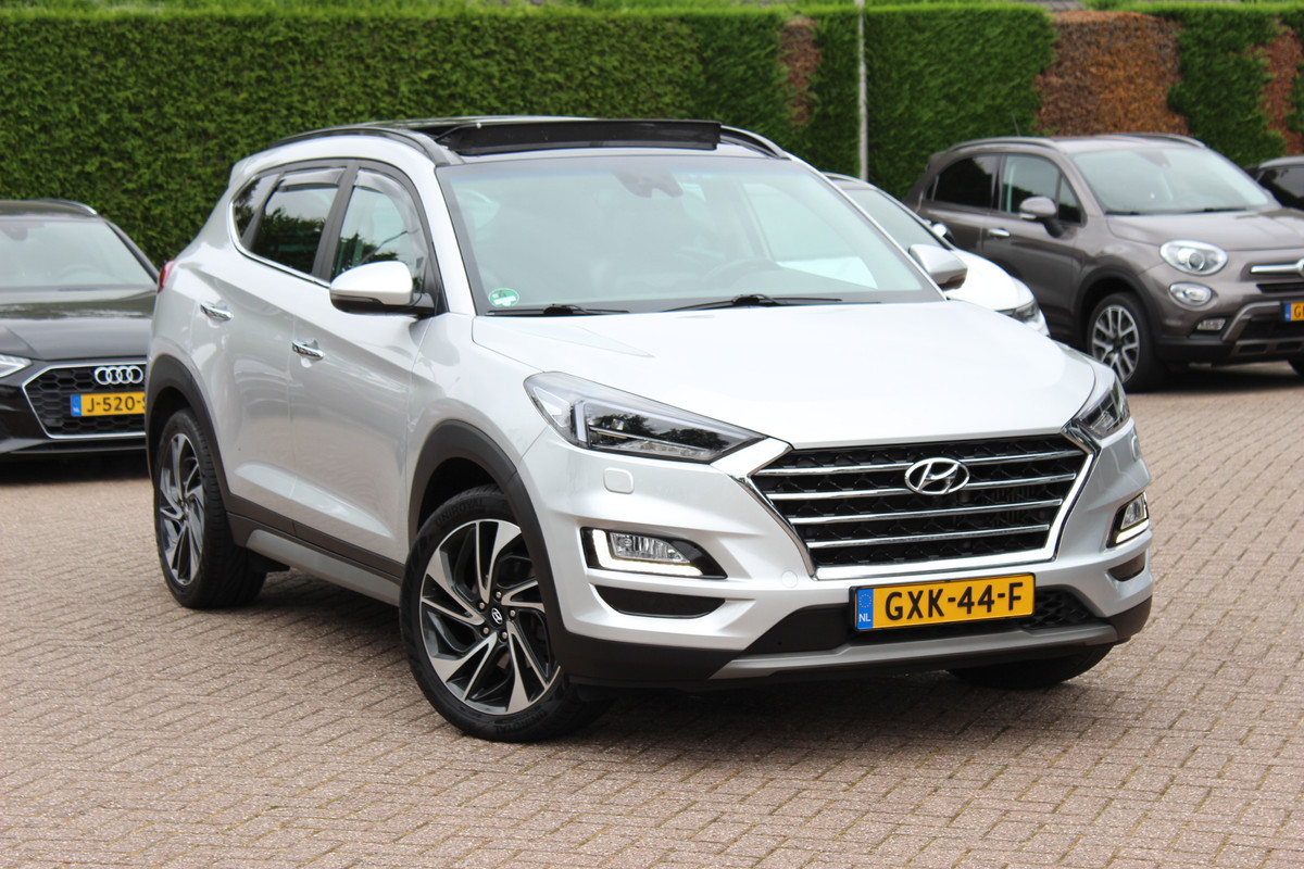 Hyundai Tucson 1.6 T-GDI Premium / Full option! / Trekhaak / Panoramadak / 360Camera / Leder / Keyless / 19'' / CarPlay / Stoelventilatie+Verwarming / Stuurverwarmd / Dodehoek / DAB / ACC