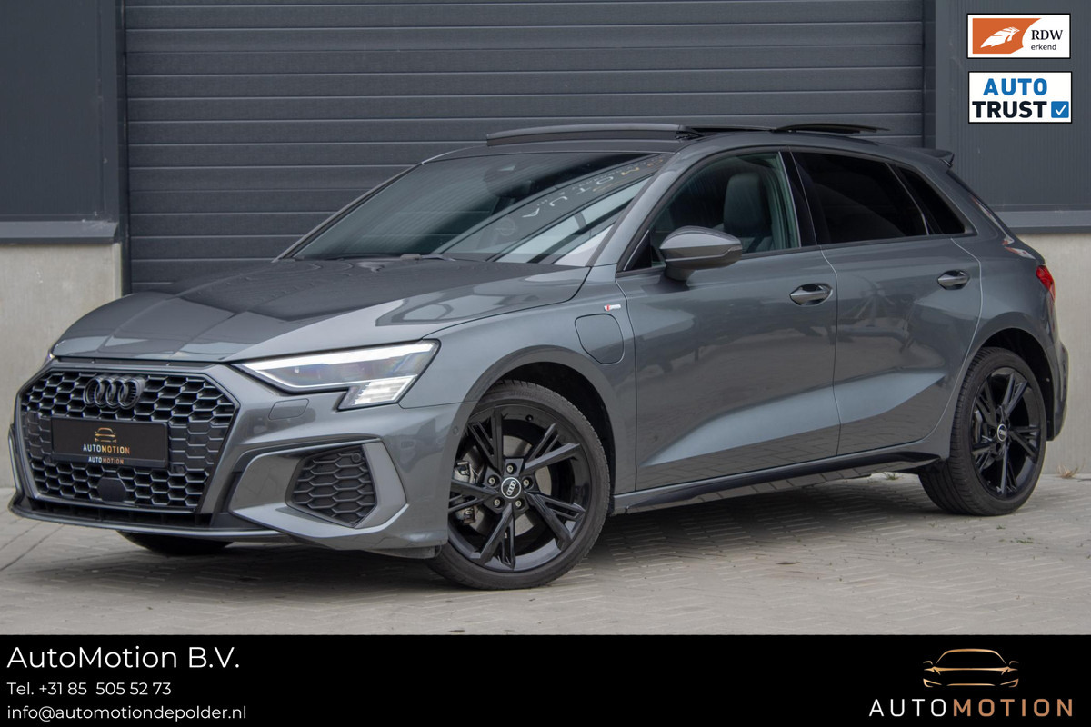 Audi A3 Sportback 40 TFSIe S line PANO MAXTON MATRIX MASSAGE KEYLESS