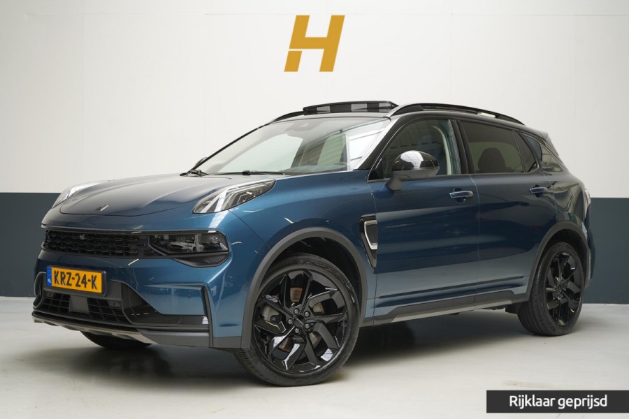 Lynk & Co 01 1.5 | Zwart optiek | Panoramadak | Camera | Navigatie | Memory | Lm velgen