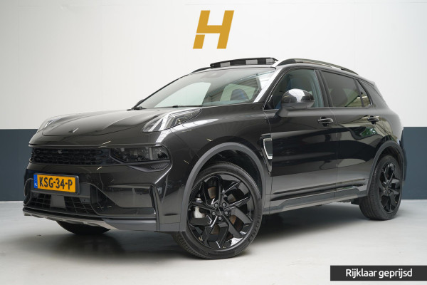 Lynk & Co 01 1.5 | Zwart optiek | Panoramadak | Camera | Navigatie | Memory | Lm velgen