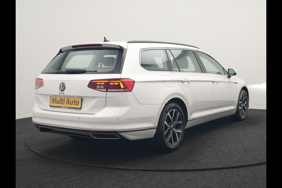 Volkswagen Passat Variant 1.4 TSI GTE Business PHEV 218pk Dealer O.H. | Adaptive Cruise | Camera | Voorstoelen Verwarmd | Apple Carplay | Navigatie | DAB | Park Assist | Draadloze Telefoonlader | IQ Drive | Plug In Hybrid |