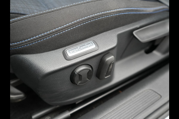 Volkswagen Passat Variant 1.4 TSI GTE Business PHEV 218pk Dealer O.H. | Adaptive Cruise | Camera | Voorstoelen Verwarmd | Apple Carplay | Navigatie | DAB | Park Assist | Draadloze Telefoonlader | IQ Drive | Plug In Hybrid |