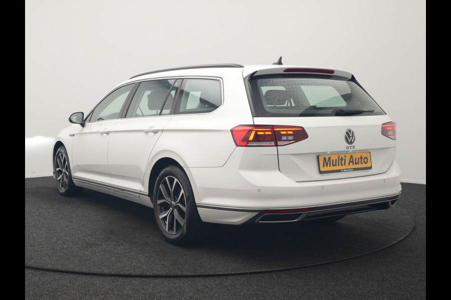 Volkswagen Passat Variant 1.4 TSI GTE Business PHEV 218pk Dealer O.H. | Adaptive Cruise | Camera | Voorstoelen Verwarmd | Apple Carplay | Navigatie | DAB | Park Assist | Draadloze Telefoonlader | IQ Drive | Plug In Hybrid |