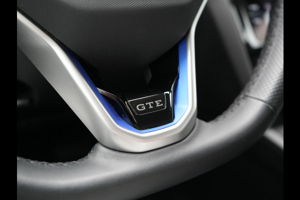 Volkswagen Passat Variant 1.4 TSI GTE Business PHEV 218pk Dealer O.H. | Adaptive Cruise | Camera | Voorstoelen Verwarmd | Apple Carplay | Navigatie | DAB | Park Assist | Draadloze Telefoonlader | IQ Drive | Plug In Hybrid |