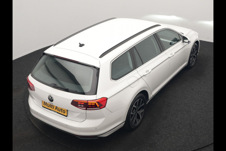 Volkswagen Passat Variant 1.4 TSI GTE Business PHEV 218pk Dealer O.H. | Adaptive Cruise | Camera | Voorstoelen Verwarmd | Apple Carplay | Navigatie | DAB | Park Assist | Draadloze Telefoonlader | IQ Drive | Plug In Hybrid |