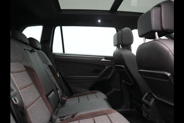 Seat Tarraco 1.4 TSI e-Hybrid PHEV Xcellence 259pk | Trekhaak Af Fabriek | Panodak | Camera | Adaptive Cruise | Sportstoelen Verwarmd | BLIS | Keyless | Virtual | Navigatie | DAB | 19"L.M | Plug In Hybrid |