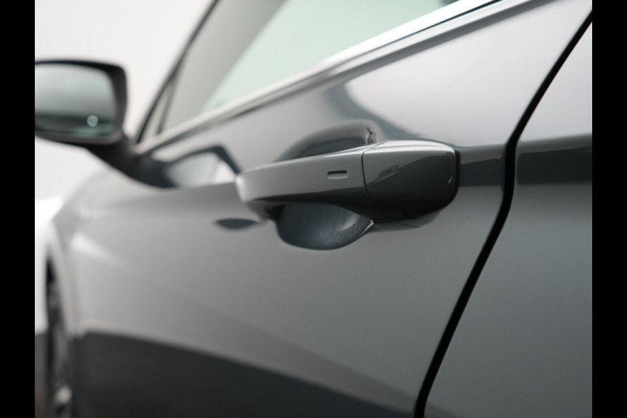 Seat Tarraco 1.4 TSI e-Hybrid PHEV Xcellence 259pk | Trekhaak Af Fabriek | Panodak | Camera | Adaptive Cruise | Sportstoelen Verwarmd | BLIS | Keyless | Virtual | Navigatie | DAB | 19"L.M | Plug In Hybrid |