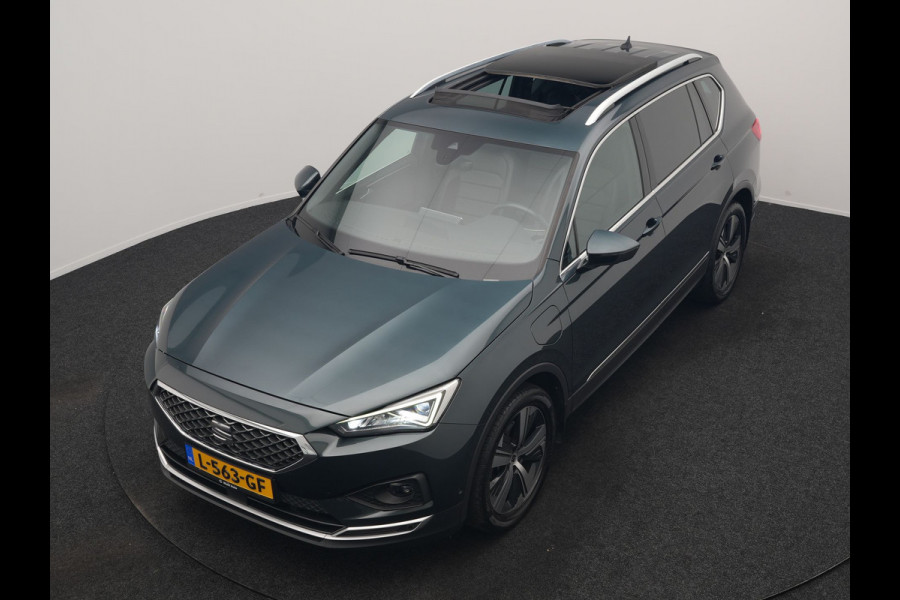 Seat Tarraco 1.4 TSI e-Hybrid PHEV Xcellence 259pk | Trekhaak Af Fabriek | Panodak | Camera | Adaptive Cruise | Sportstoelen Verwarmd | BLIS | Keyless | Virtual | Navigatie | DAB | 19"L.M | Plug In Hybrid |