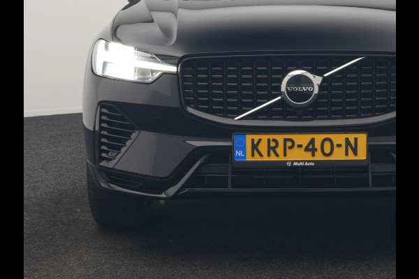 Volvo XC60 T6 AWD Plus Dark LONG RANGE PHEV 350pk Dealer O.H. | Trekhaak Af Fabriek | Panodak | Camera | Harman / Kardon | Lederen Sportstoelen Memory & Verwarmd | Keyless | Apple Carplay | Google Assistant | Navigatie | Virtual | DAB | 19"L.M | Plug In Hybrid |