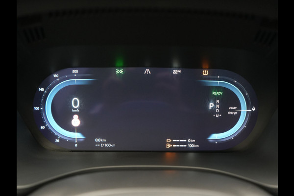 Volvo XC60 T6 AWD Plus Dark LONG RANGE PHEV 350pk Dealer O.H. | Trekhaak Af Fabriek | Panodak | Camera | Harman / Kardon | Lederen Sportstoelen Memory & Verwarmd | Keyless | Apple Carplay | Google Assistant | Navigatie | Virtual | DAB | 19"L.M | Plug In Hybrid |