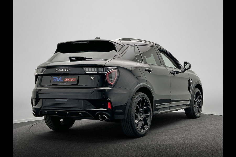Lynk & Co 01 1.5 261PK Plug-in Hybrid *BLACK PAKKET* 360° Camera Pano/dak Apple/Carplay Adaptive/Cruise