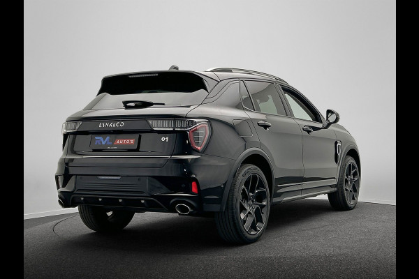Lynk & Co 01 1.5 261PK Plug-in Hybrid *BLACK PAKKET* 360° Camera Pano/dak Apple/Carplay Adaptive/Cruise