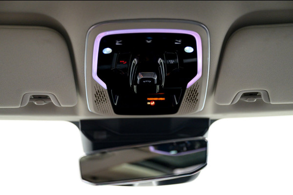 Lynk & Co 01 1.5 261PK Plug-in Hybrid *BLACK PAKKET* 360° Camera Pano/dak Apple/Carplay Adaptive/Cruise