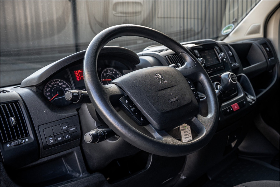 Peugeot Boxer 2.2 BlueHDi 140 L2H2 | 140 PK | 3-Zits | Cruise | Camera | Navi | Airco