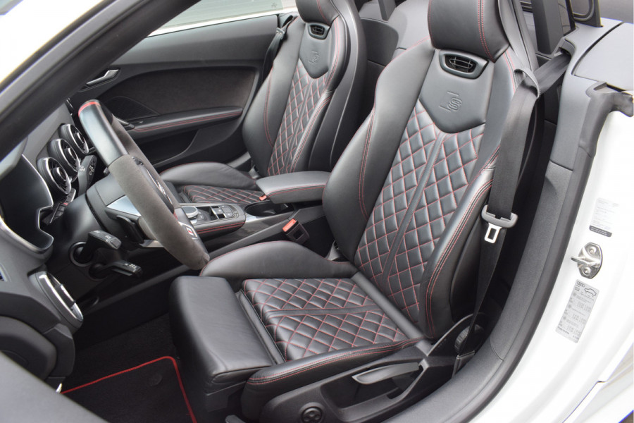 Audi TT TTS Roadster 2.0 TFSI Quattro Competition | RS stoelen | B&O | Keyless | Camera | 20" TTRS
