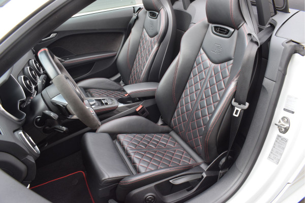 Audi TT TTS Roadster 2.0 TFSI Quattro Competition | RS stoelen | B&O | Keyless | Camera | 20" TTRS