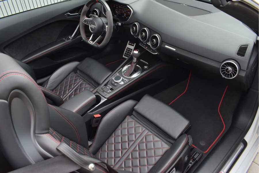 Audi TT TTS Roadster 2.0 TFSI Quattro Competition | RS stoelen | B&O | Keyless | Camera | 20" TTRS