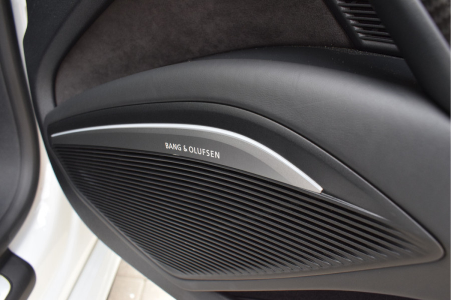 Audi TT TTS Roadster 2.0 TFSI Quattro Competition | RS stoelen | B&O | Keyless | Camera | 20" TTRS