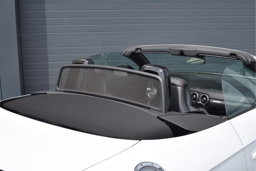 Audi TT TTS Roadster 2.0 TFSI Quattro Competition | RS stoelen | B&O | Keyless | Camera | 20" TTRS