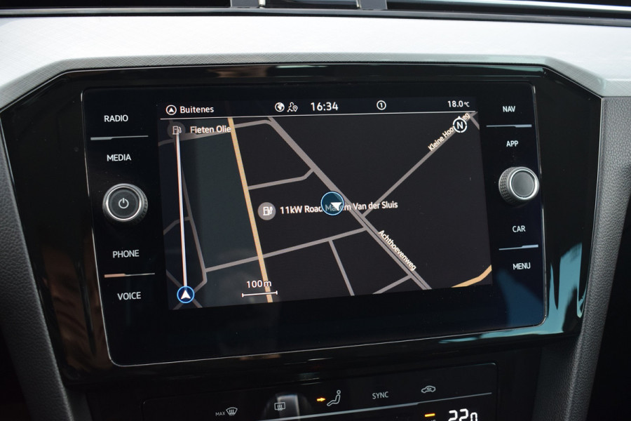 Volkswagen Passat Variant 2.0 TDI 150pk DSG Camera | Trekhaak | 18"