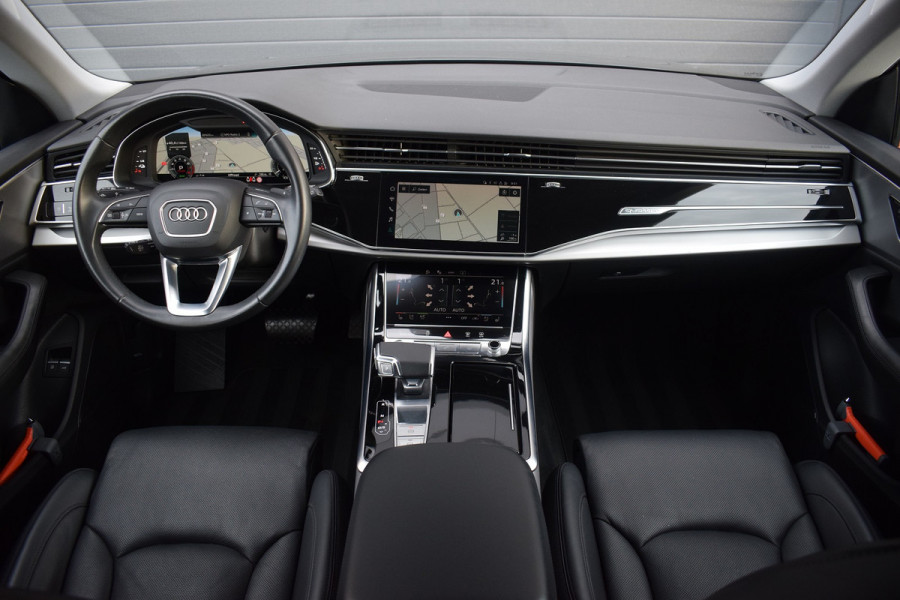 Audi Q8 55 TFSI e Quattro | Luchtvering | Trekhaak | B&O | Leer | 360 camera