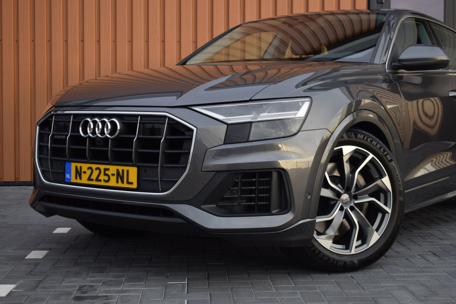 Audi Q8 55 TFSI e Quattro | Luchtvering | Trekhaak | B&O | Leer | 360 camera