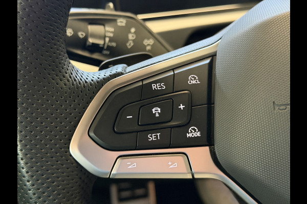 Volkswagen Tiguan 1.5 eHybrid R-Line Edition|Black Style|Matrix IQ|Trekhaak EL|HuD