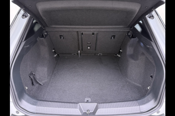 Volkswagen ID.4 GTX 4Motion 300PK Trekhaak 82kWh 4WD Matrix led Lmv 20" Elektr.+MemoryStoel Stuurverwarmimg Adap.Cruise Navi Ecc Top Sport Interieur Pakket Plus Apple Carplay Android Ergo-Active Stoelen Auto SOH 88% AWD Keyless Advanced 1e Eigenaar Dealeronderhouden Origineel Nederlandse Auto 1.200KG trekvermogen