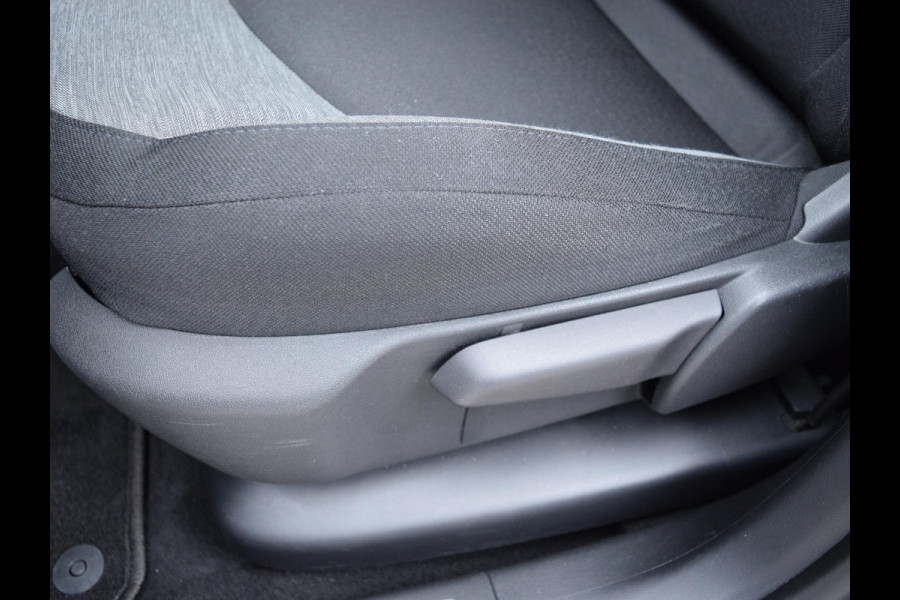 Citroën Grand C4 Spacetourer 1.2 PureTech Business l 7 zits l navigatie l camera l trekhaak