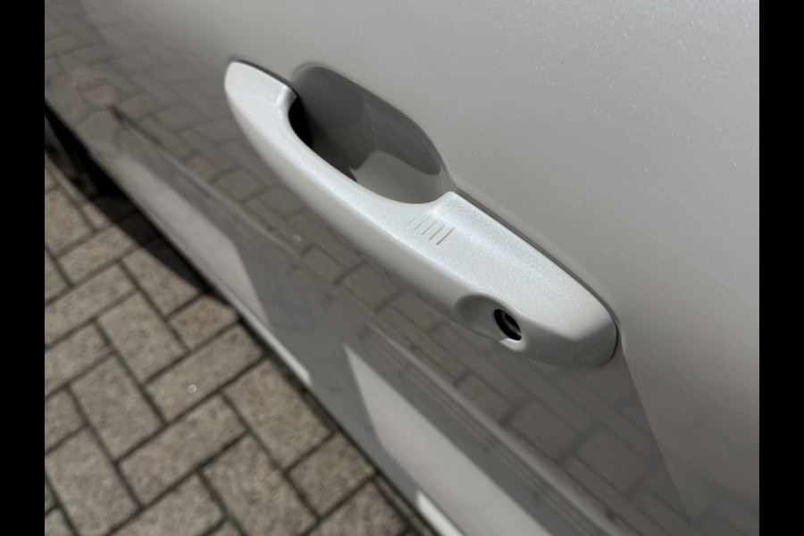 Ford Kuga 2.5 PHEV ST-Line X