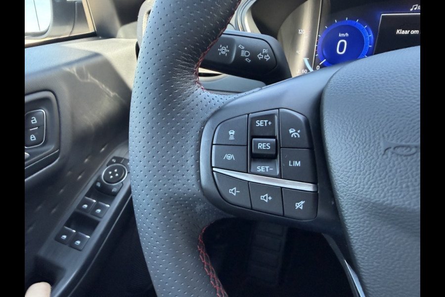 Ford Kuga 2.5 PHEV ST-Line X