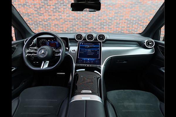 Mercedes-Benz GLC 300e 4MATIC | Pano - Stoelverwarming