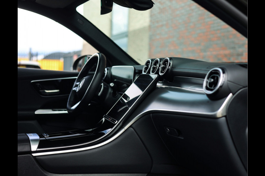 Mercedes-Benz GLC 300e 4MATIC | Pano - Stoelverwarming