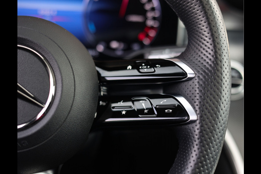 Mercedes-Benz GLC 300e 4MATIC | Pano - Stoelverwarming