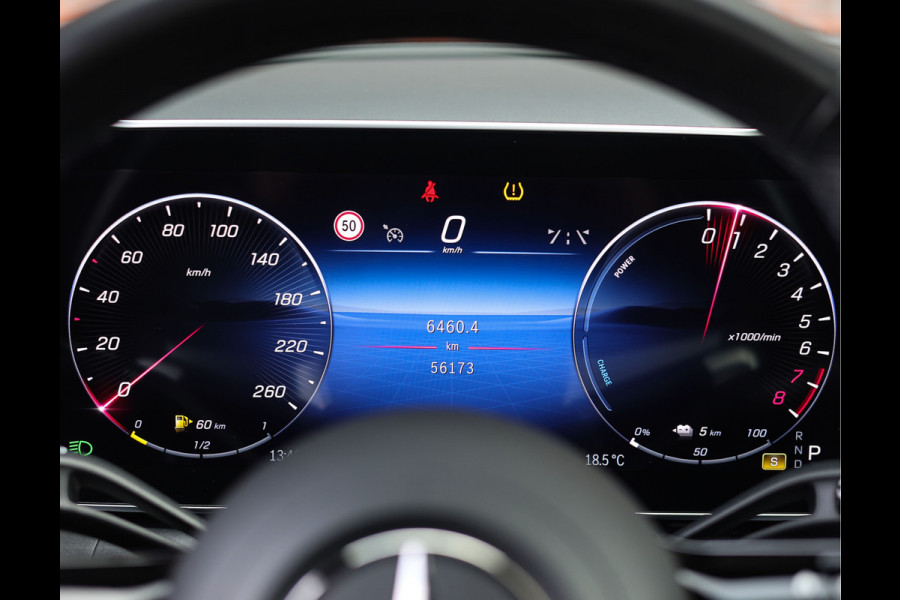 Mercedes-Benz GLC 300e 4MATIC | Pano - Stoelverwarming