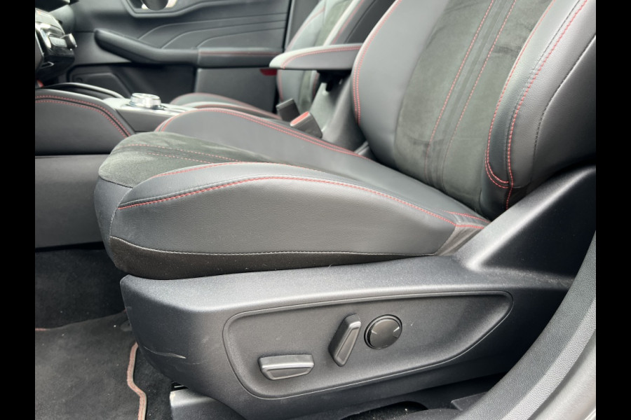 Ford Kuga Plug-In Hybrid ST-Line X PANODAK! WINTERPACK!