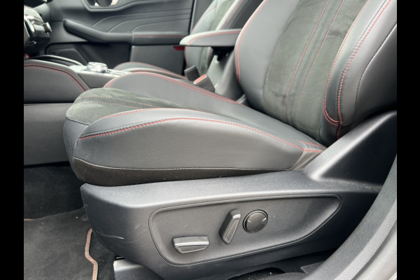 Ford Kuga Plug-In Hybrid ST-Line X PANODAK! WINTERPACK!